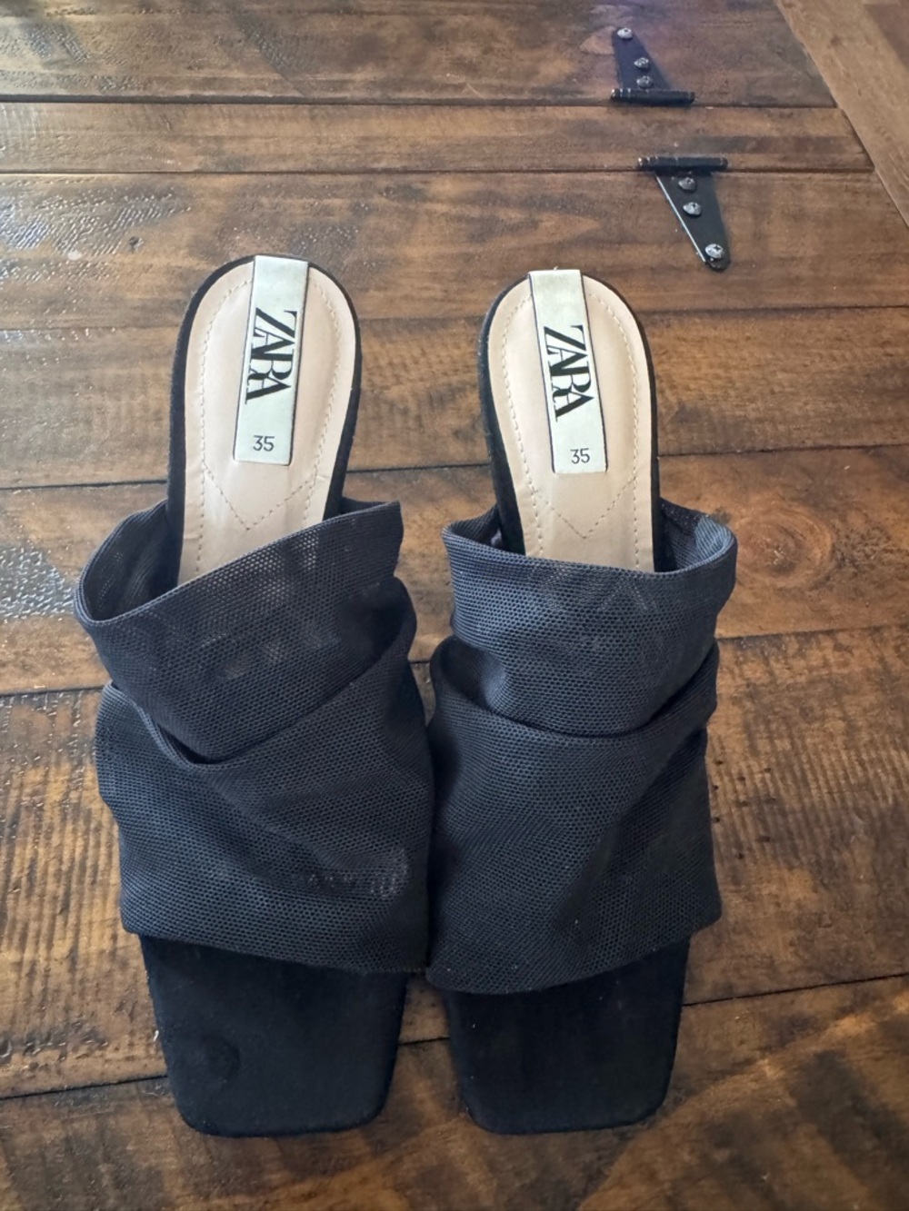 ZARA MESH SANDALS WITH VINYLX HEEL